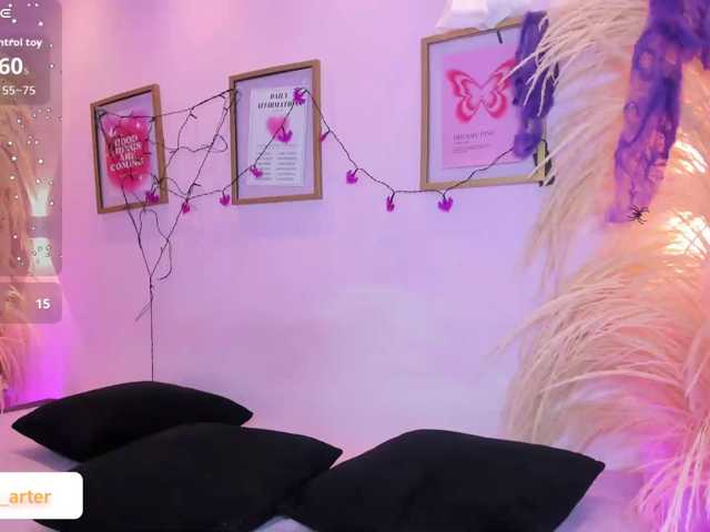 MiiaaCarter