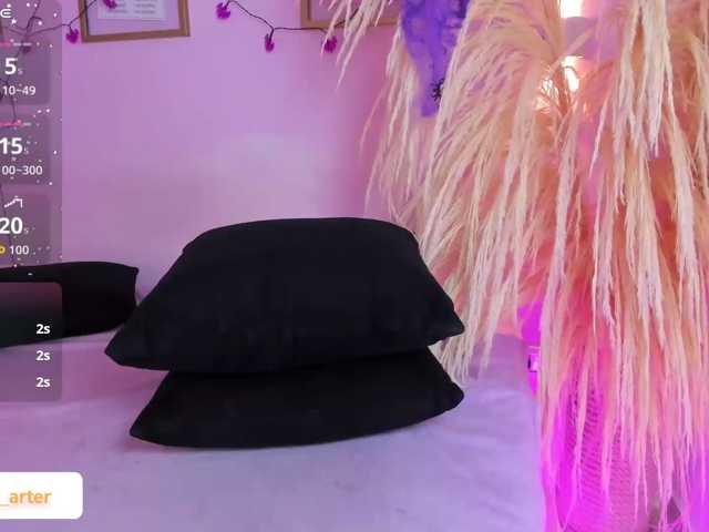 MiiaaCarter live cam on BongaCams