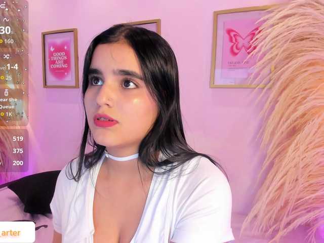 MiiaaCarter live webcam show