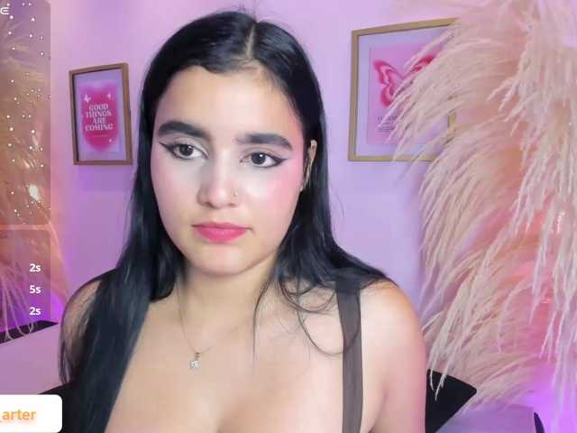 MiiaaCarter