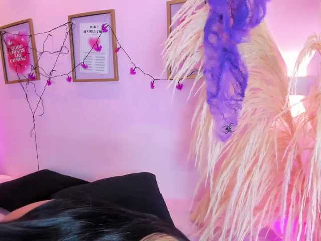 MiiaaCarter live cam on BongaCams