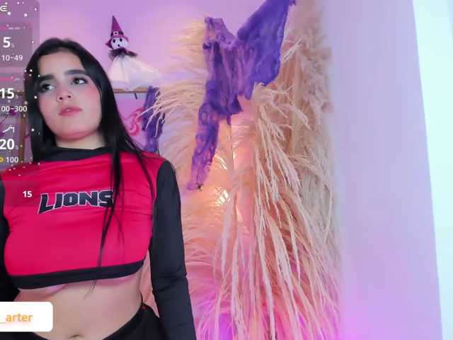 MiiaaCarter
