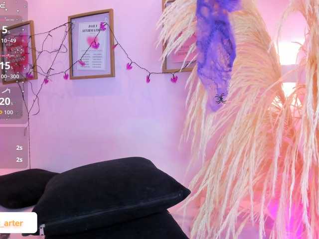 MiiaaCarter live cam on BongaCams