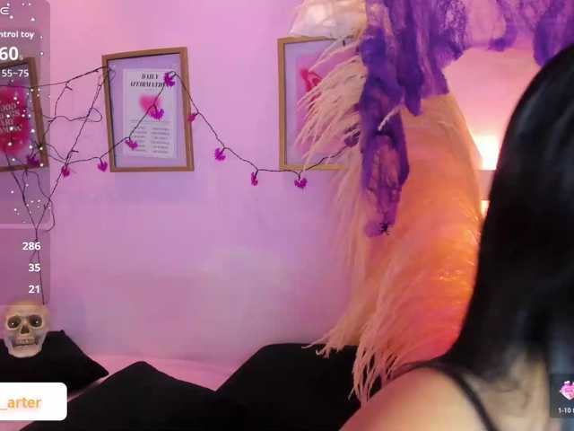 MiiaaCarter