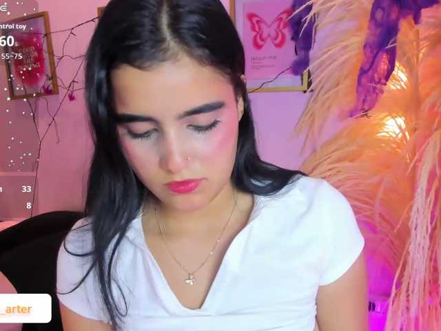 MiiaaCarter