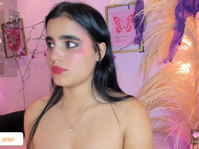 MiiaaCarter live cam on BongaCams