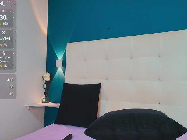 le modèle MiiaaCarter est en webcam porno dans un show sur le site bongacams, il possède les tags suivants: White/Caucasian,Brunette,Shaved