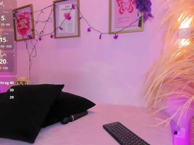 MiiaaCarter live cam on BongaCams