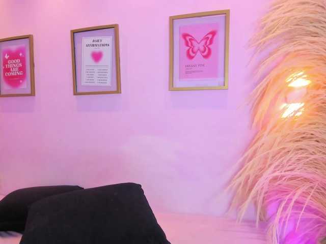 MiiaaCarter live cam on BongaCams