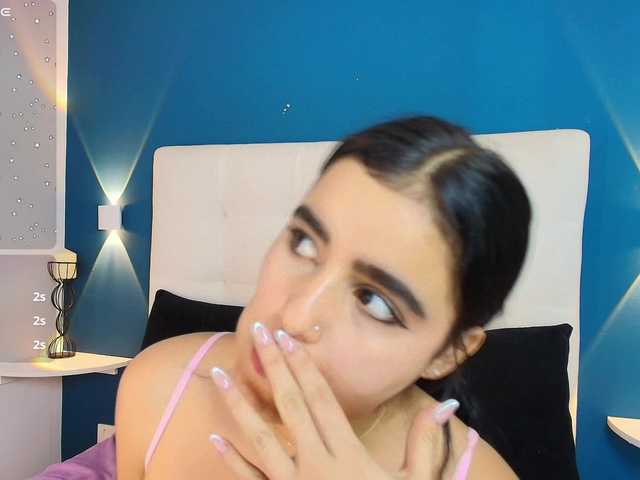MiiaaCarter