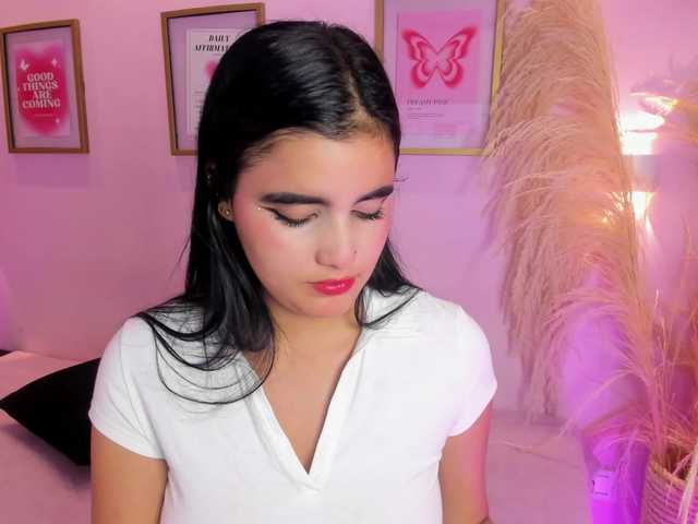 MiiaaCarter