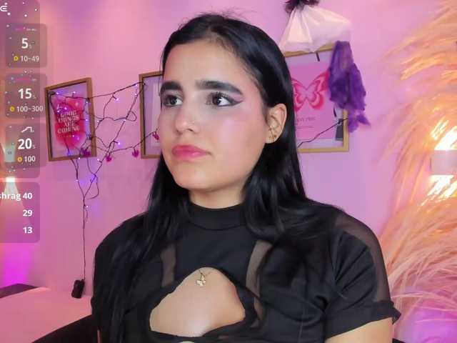 MiiaaCarter