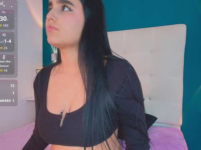 MiiaaCarter's BongaCams show and profile