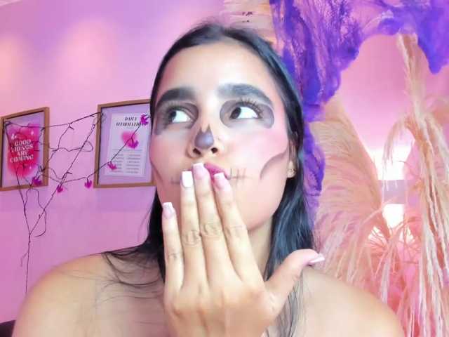 MiiaaCarter live cam on BongaCams