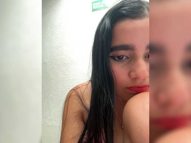 MiiaaCarter