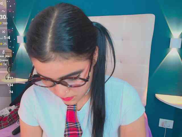 MiiaaCarter