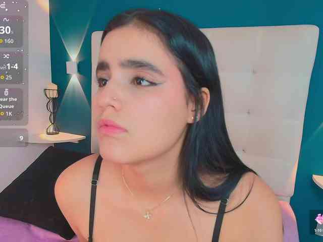 MiiaaCarter