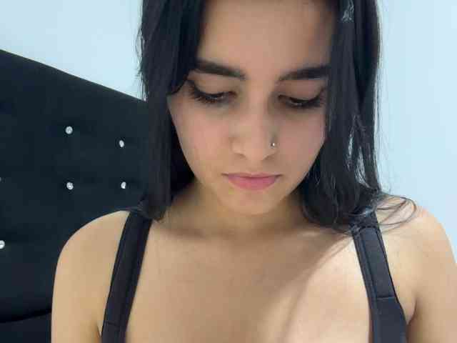 MiiaaCarter