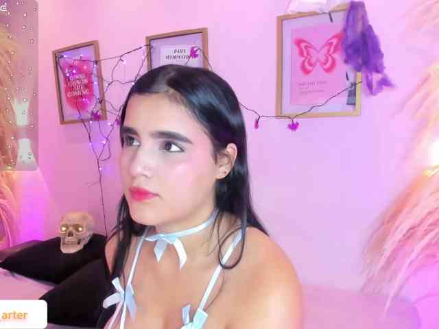 MiiaaCarter