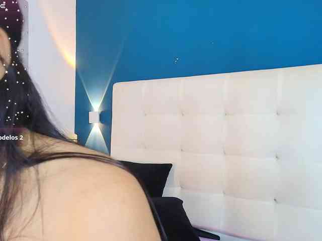Modelo: MiiaaCarter