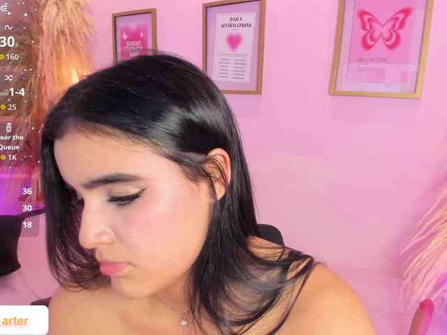 MiiaaCarter