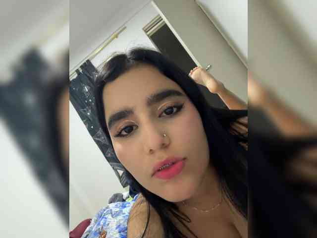 MiiaaCarter