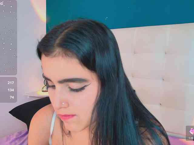 MiiaaCarter