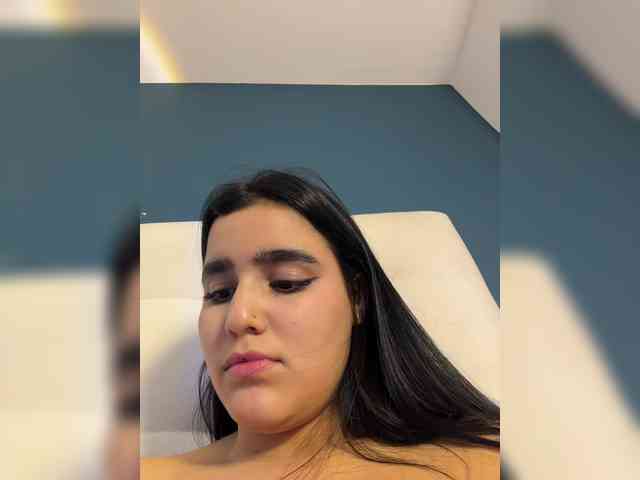 Modelo: MiiaaCarter