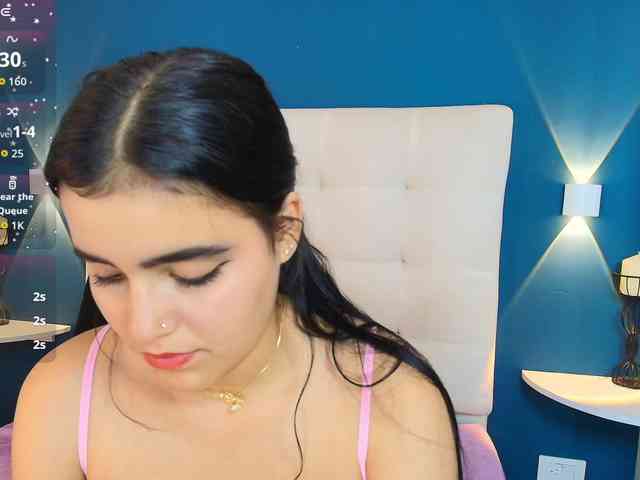 MiiaaCarter