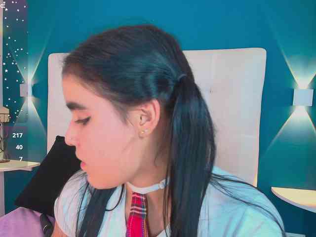MiiaaCarter