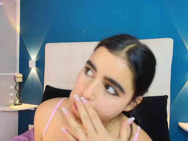 Modelo: MiiaaCarter