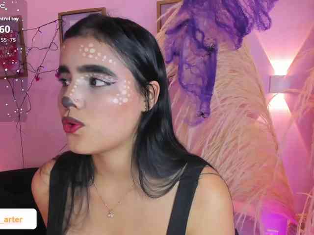 MiiaaCarter