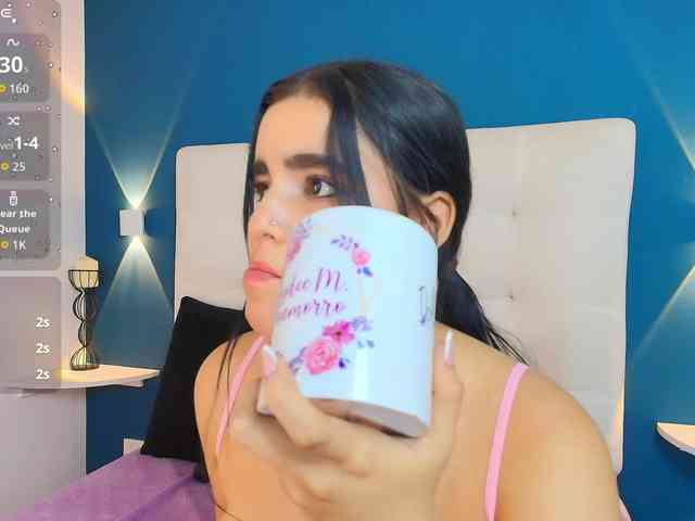 MiiaaCarter