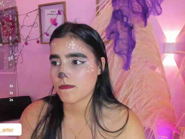 MiiaaCarter