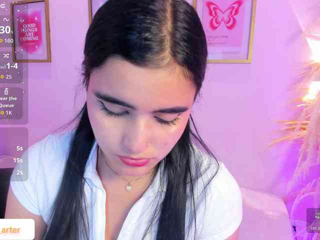 MiiaaCarter webcam