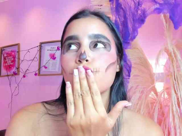 MiiaaCarter