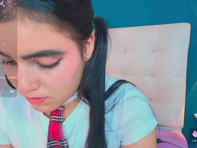 MiiaaCarter