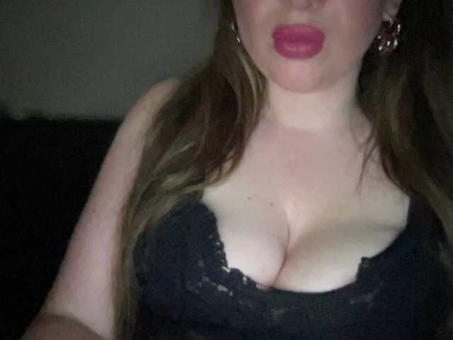 Djelina940 live cam on BongaCams