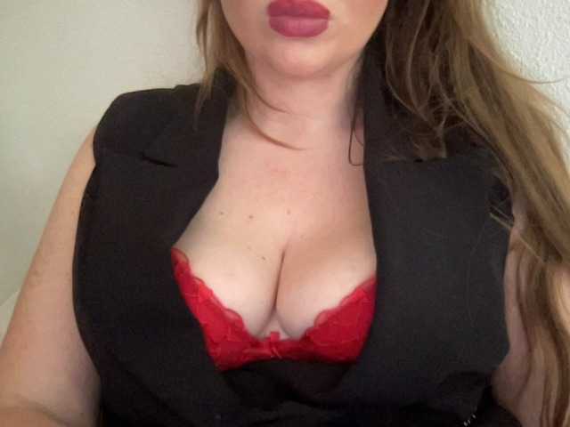 Djelina940 live cam on BongaCams