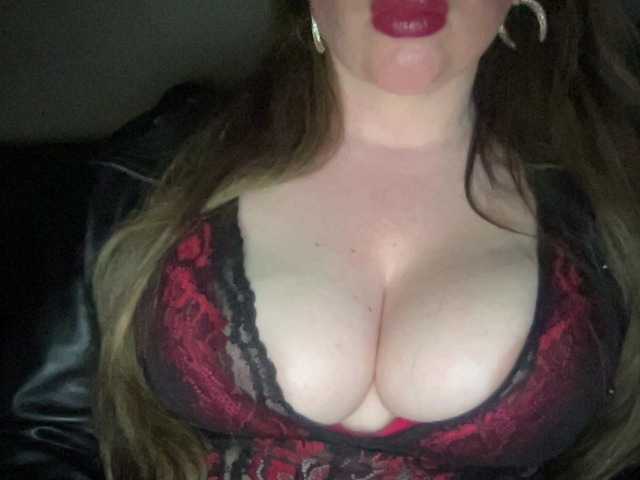 Djelina940 live cam on BongaCams