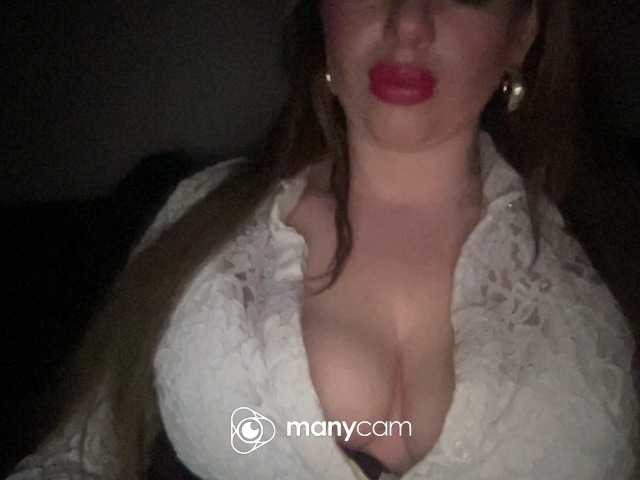 Djelina940's BongaCams show and profile