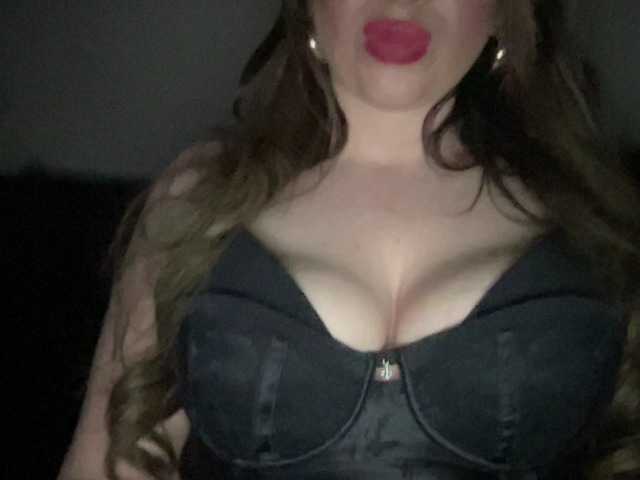 Djelina940's BongaCams show and profile