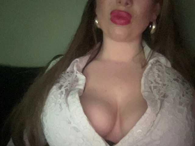 Djelina940's BongaCams show and profile