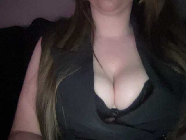 Djelina940's BongaCams show and profile