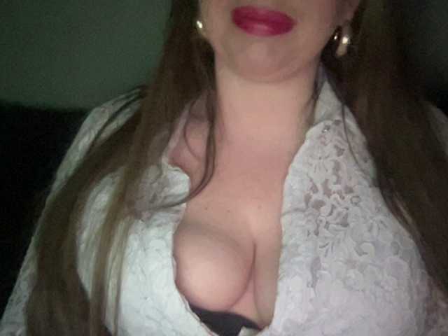 Djelina940's BongaCams show and profile