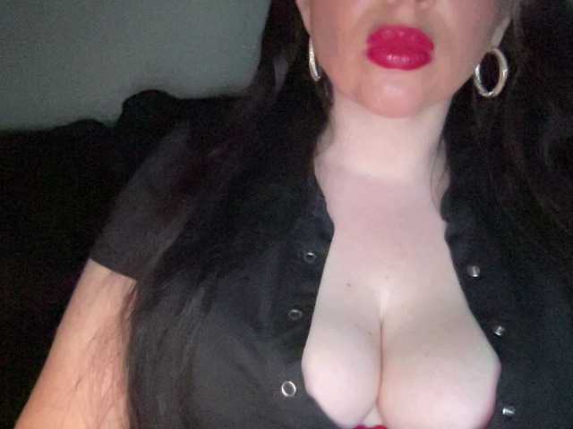 Djelina940 live cam on BongaCams