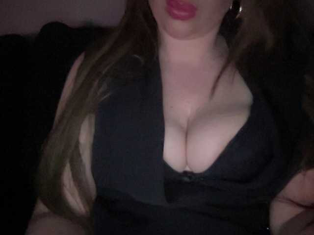 Djelina940's BongaCams show and profile