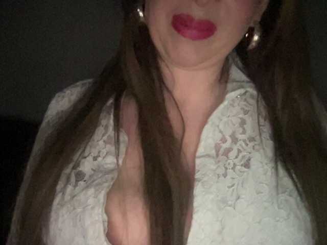 Djelina940's BongaCams show and profile