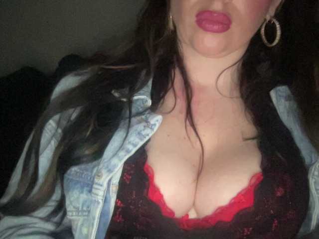 Djelina940 live cam preview