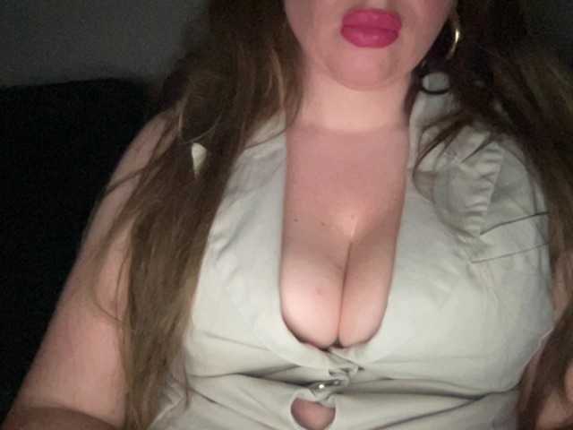 Djelina940 live cam on BongaCams